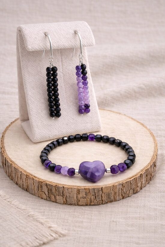 Dabīgo pērļu rotu komplekts "Lavandas stīgas"